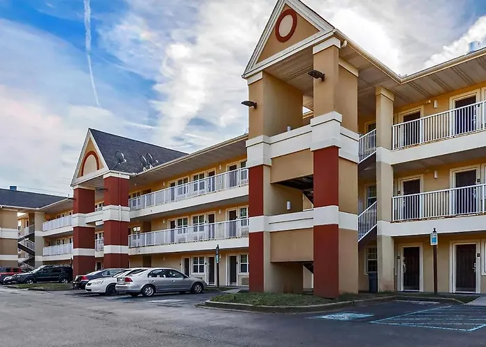 Mainstay Suites Knoxville - Cedar Bluff