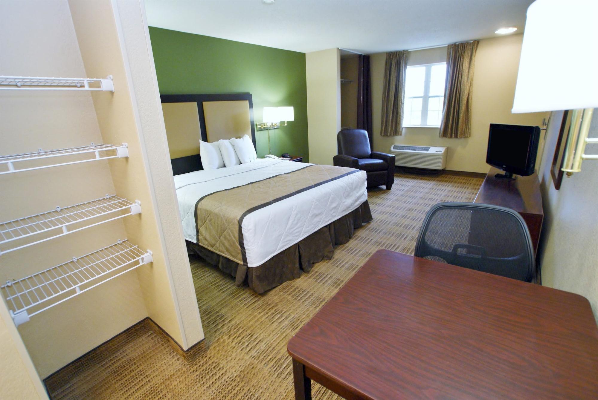 Mainstay - Cedar Bluff Hotel