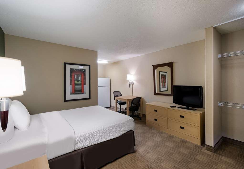Hotel Mainstay - Cedar Bluff