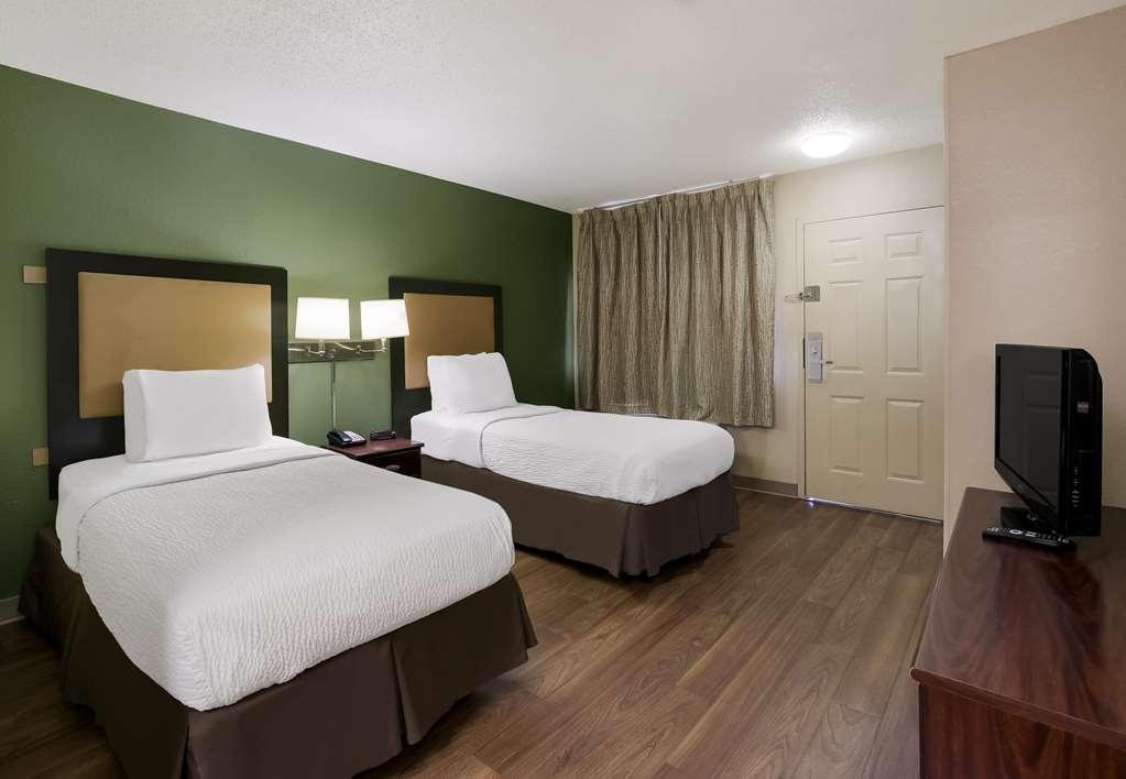 Mainstay - Cedar Bluff Hotel