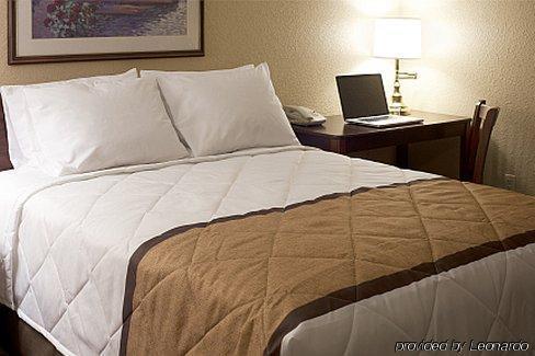 Hotel Mainstay - Cedar Bluff